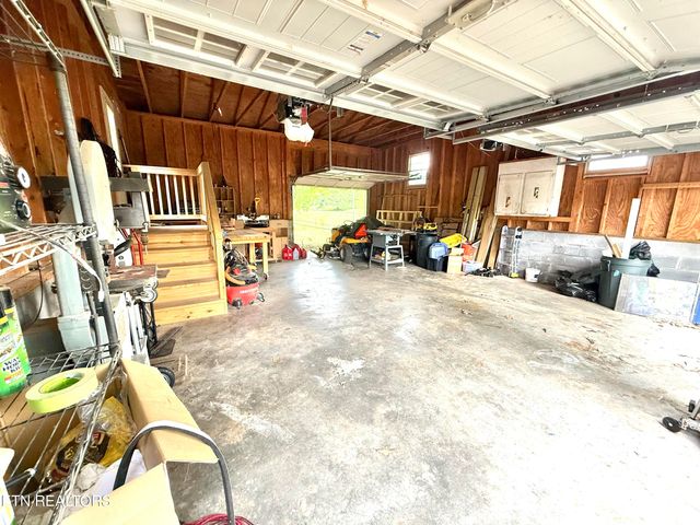 8903 Pickens Gap Rd, Knoxville, TN 37920