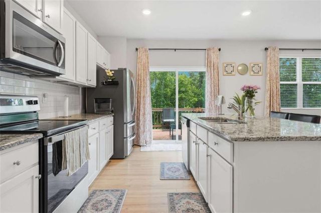 94 Summit Pointe Court, Dallas, GA 30132