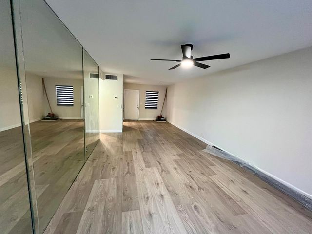 311 E Ocean Avenue 205, Lantana, FL 33462