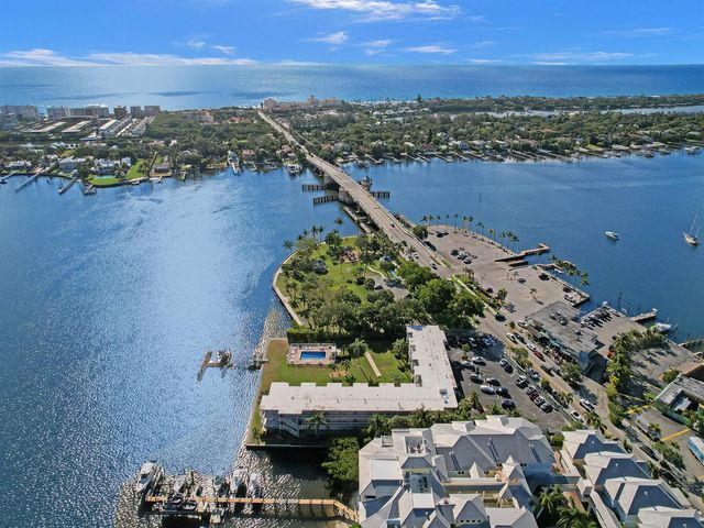311 E Ocean Avenue 205, Lantana, FL 33462