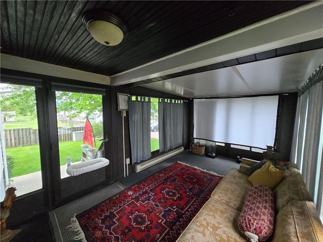 112 Fairview St, Union Twp, PA 15038