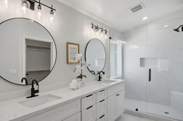 1432 W SOUTH FORK Drive, Phoenix, AZ 85045