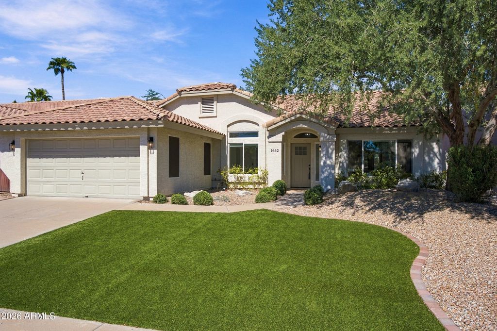 1432 W SOUTH FORK Drive, Phoenix, AZ 85045