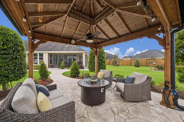 5943 Wedgewood Heights Way, Houston, TX 77059