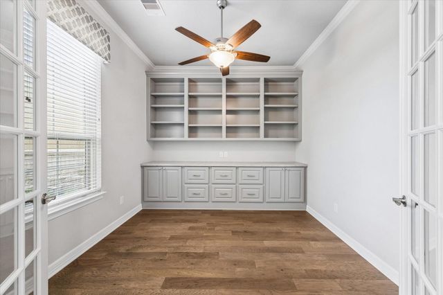 5943 Wedgewood Heights Way, Houston, TX 77059