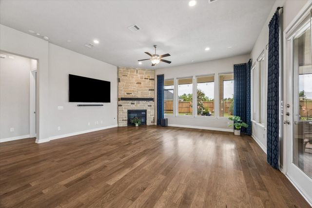 5943 Wedgewood Heights Way, Houston, TX 77059