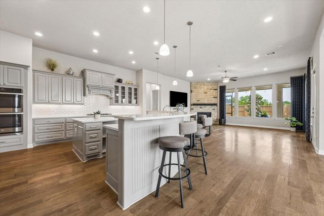 5943 Wedgewood Heights Way, Houston, TX 77059