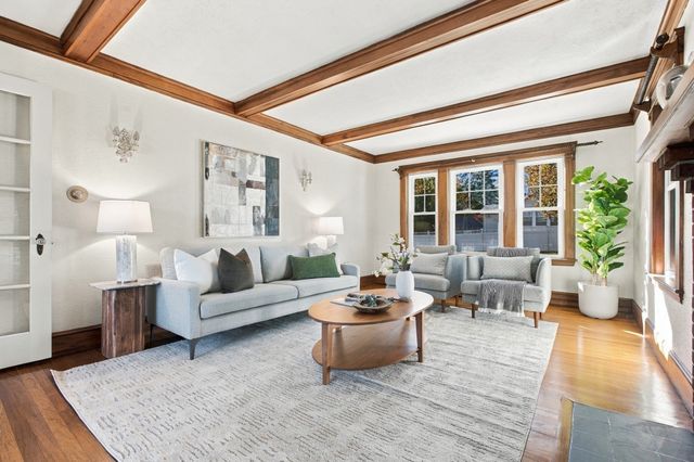 61 Gould Street, Wakefield, MA 01880