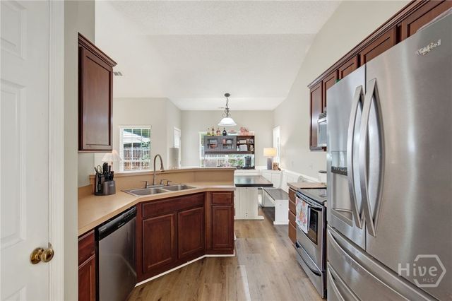 382 Stonebridge Circle, Savannah, GA 31419