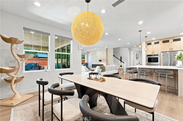116 Patton Way, Tustin, CA 92782