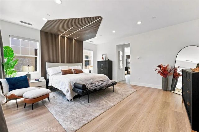 116 Patton Way, Tustin, CA 92782