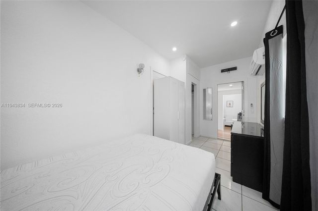 3041 NW 51st St, Miami, FL 33142