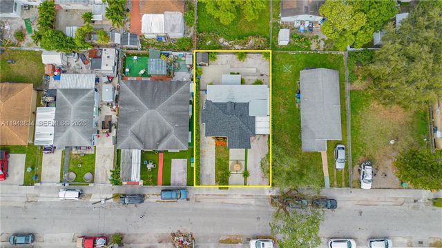 3041 NW 51st St, Miami, FL 33142