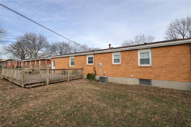 3620 S Dodgion Avenue, Independence, MO 64055