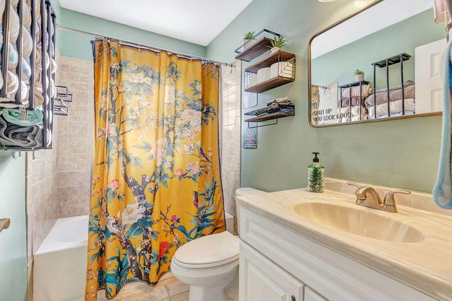 119 Honeysuckle Drive, Florence, KY 41042