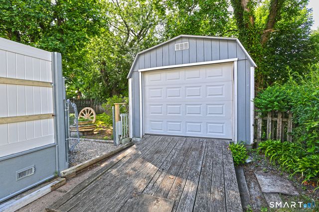 112 Elmer Avenue, Hamden, CT 06514