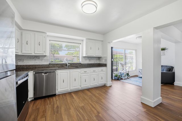 10325 Equestrian Drive B, Boynton Beach, FL 33436
