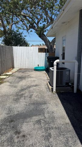 339 PINE TREE ROAD, Venice, FL 34293