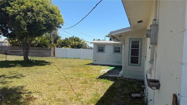 339 PINE TREE ROAD, Venice, FL 34293