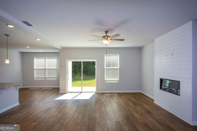 104 Green Love Lane, Grayson, GA 30017