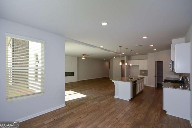 104 Green Love Lane, Grayson, GA 30017