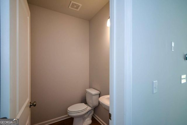 104 Green Love Lane, Grayson, GA 30017