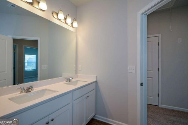 104 Green Love Lane, Grayson, GA 30017