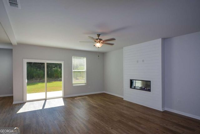 104 Green Love Lane, Grayson, GA 30017