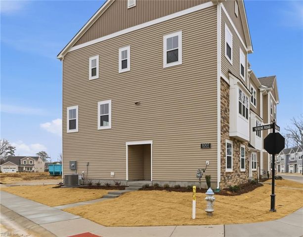 1007 Serene Rd Unit 102, Suffolk, VA 23435