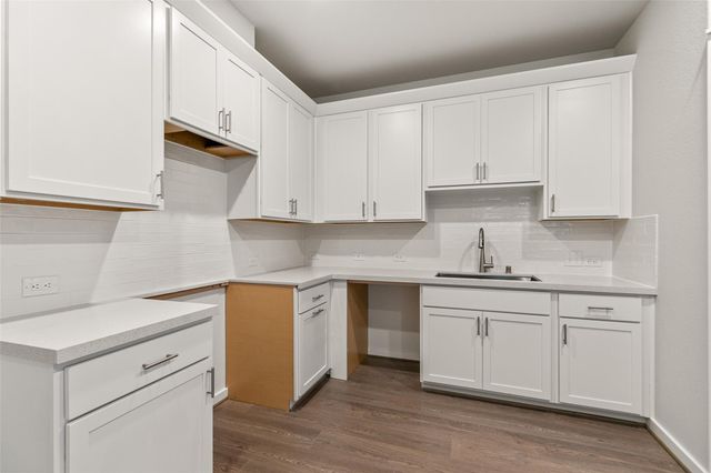 4519 Pinehurst Trace Drive, Pinehurst, TX 77362