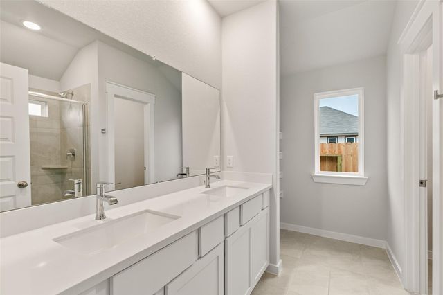 4519 Pinehurst Trace Drive, Pinehurst, TX 77362