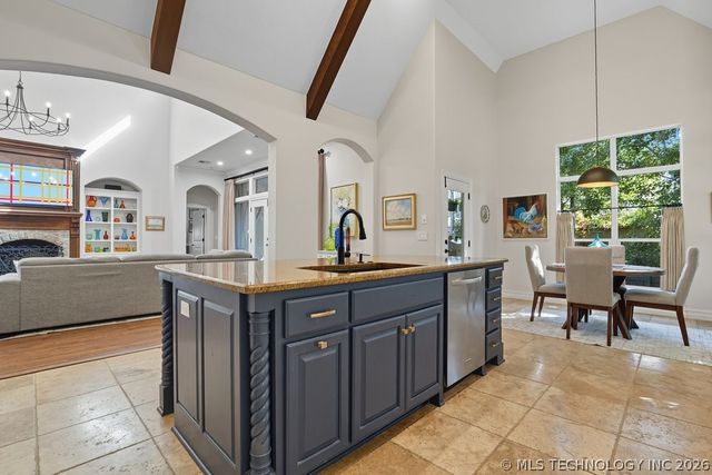 7226 E 111th Place S, Bixby, OK 74008