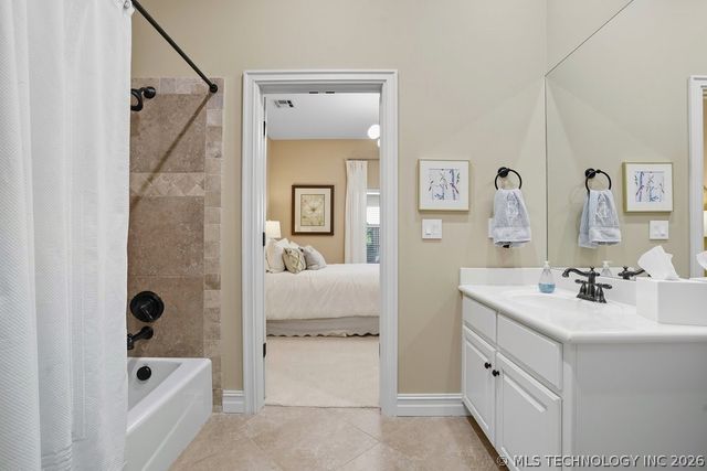 7226 E 111th Place S, Bixby, OK 74008