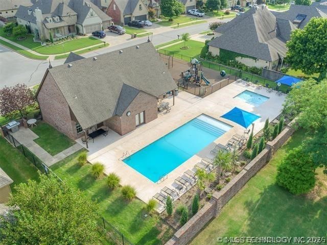 7226 E 111th Place S, Bixby, OK 74008