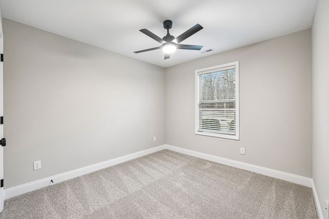 216 Fieldstone Ln, Springfield, TN 37172