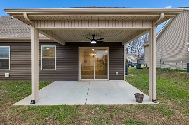 216 Fieldstone Ln, Springfield, TN 37172