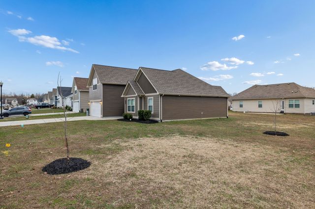 216 Fieldstone Ln, Springfield, TN 37172
