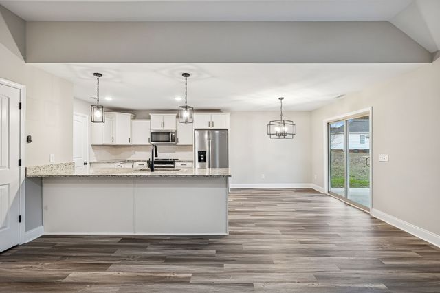 216 Fieldstone Ln, Springfield, TN 37172