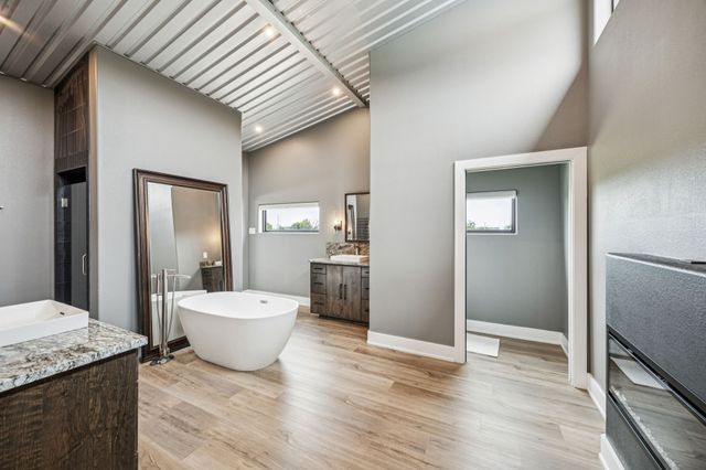 836 VZ County Road, Van, TX 75790