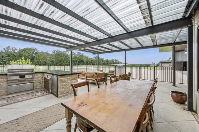 836 VZ County Road, Van, TX 75790