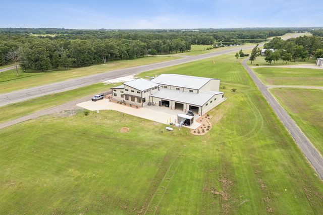 836 VZ County Road, Van, TX 75790