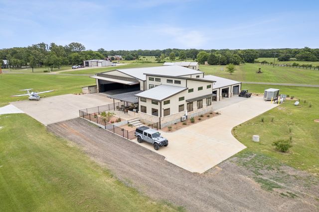 836 VZ County Road, Van, TX 75790