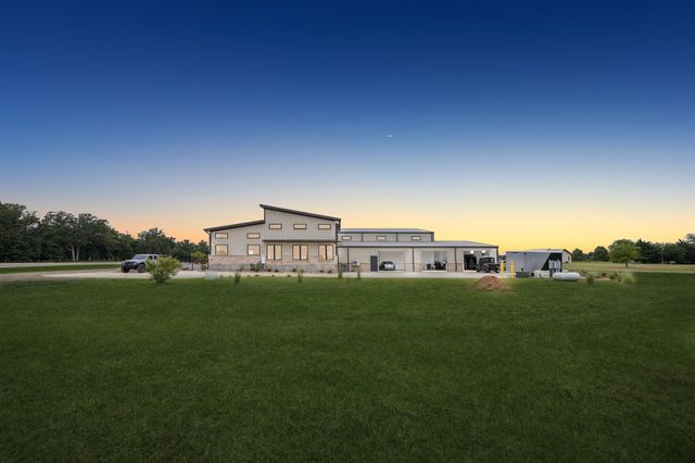 836 VZ County Road, Van, TX 75790