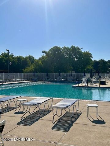 2752 Meadow Lake Drive, Toms River, NJ 08755