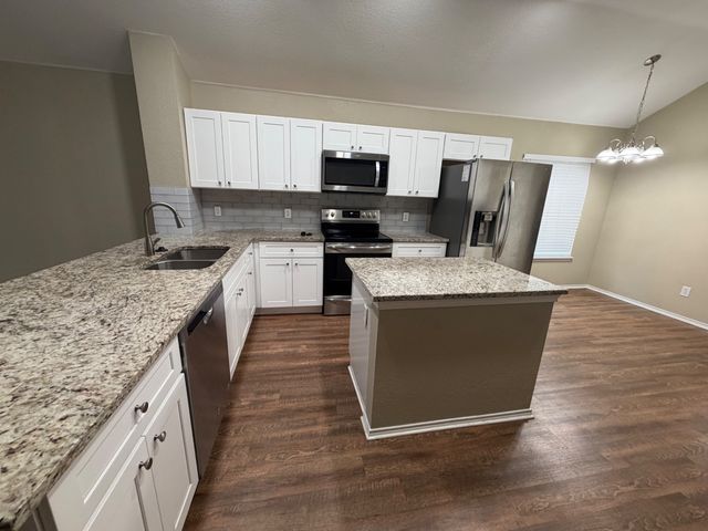 1007 Grimes Drive, Forney, TX 75126