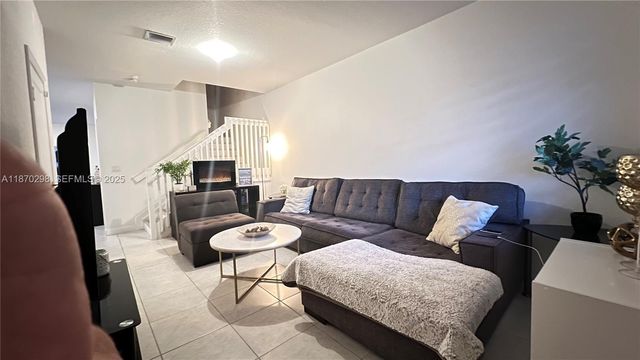 2649 SE 12th Street, Homestead, FL 33035