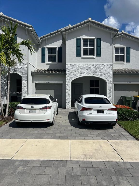 2649 SE 12th Street, Homestead, FL 33035