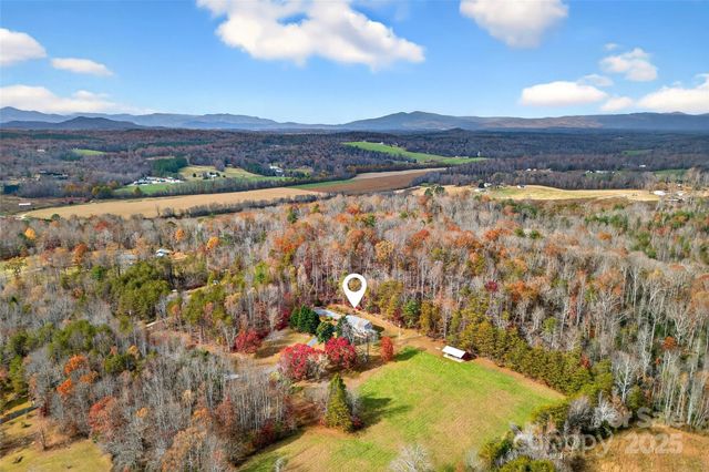 333 SandCastle Drive, Nebo, NC 28761