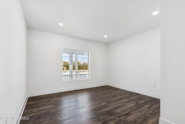 140 Locust Avenue, Howell, NJ 07731