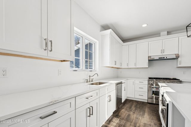 140 Locust Avenue, Howell, NJ 07731